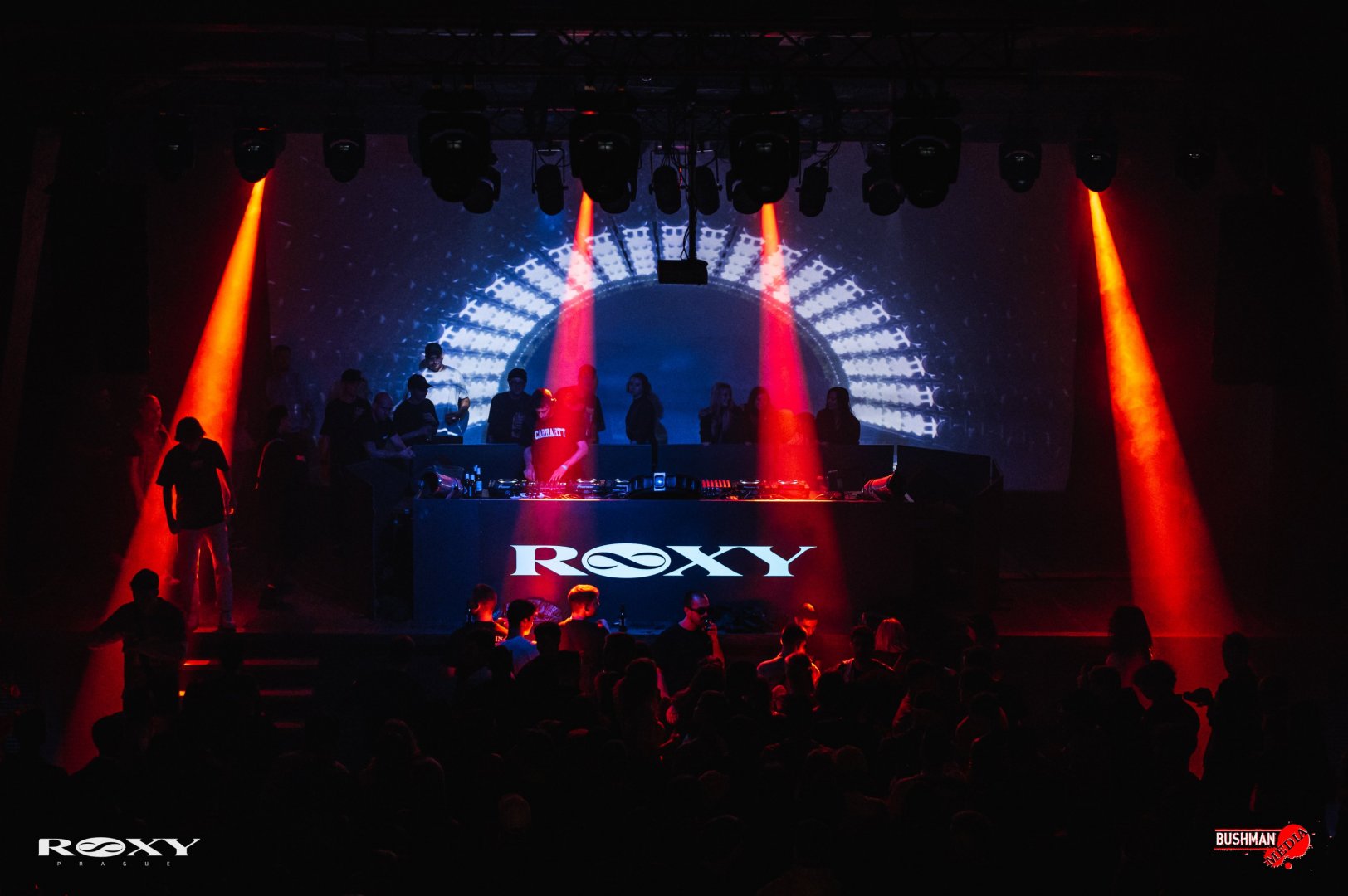 FJAAK | ROXY Prague