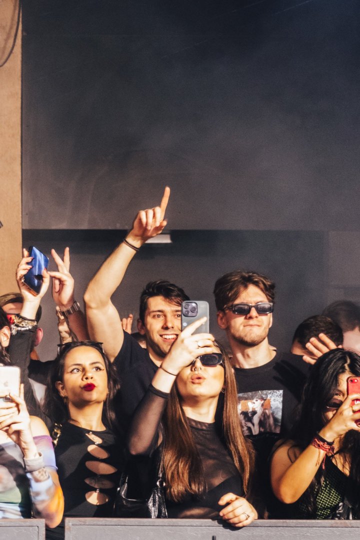 Fjaak | ROXY Prague