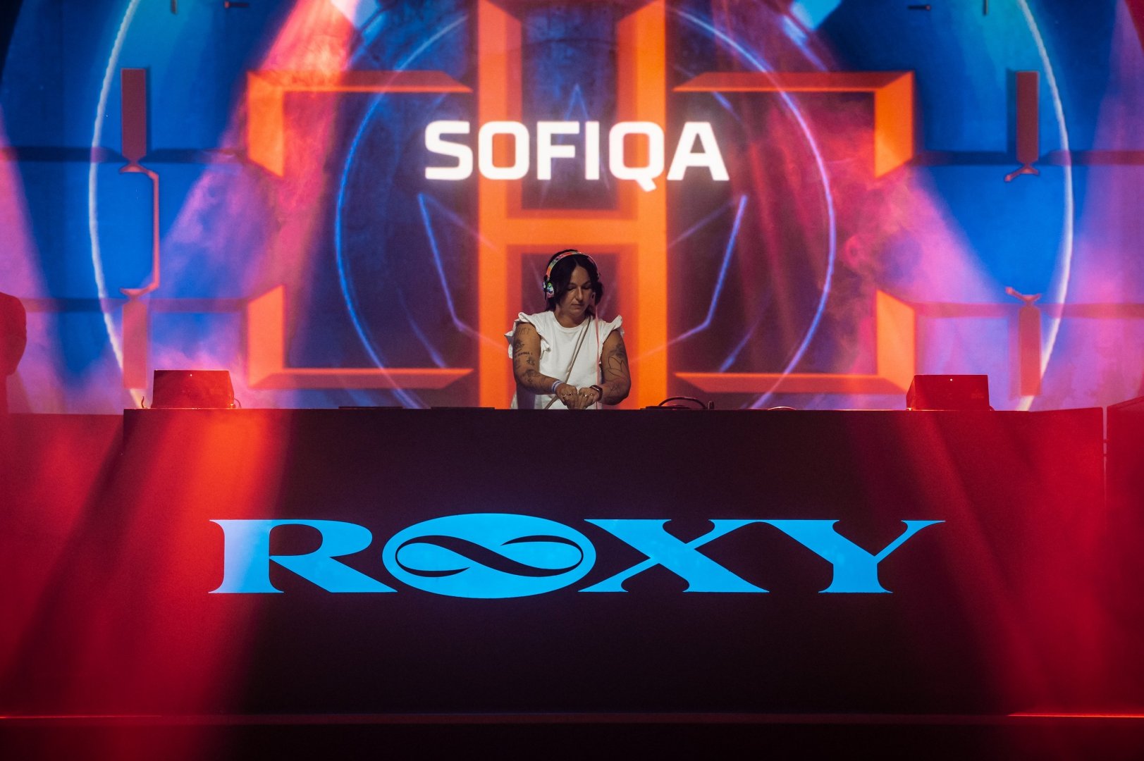 MOZEY | ROXY Prague