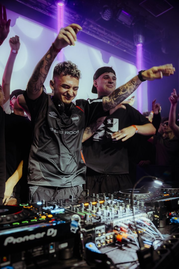 FMLTHRPY | ROXY Prague