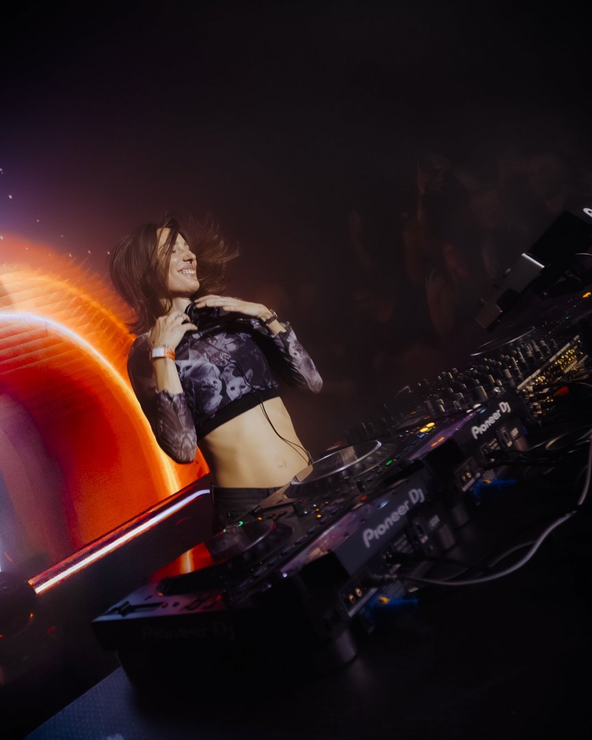 AMELIE LENS | ROXY Prague