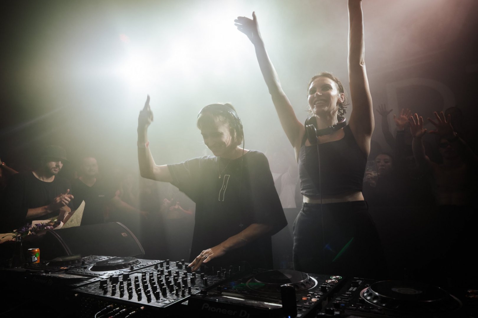 Sara Landry | ROXY Prague