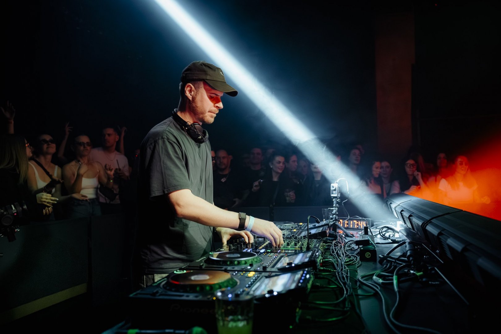 WILKINSON WEEKENDER: DAY 1 | ROXY Prague