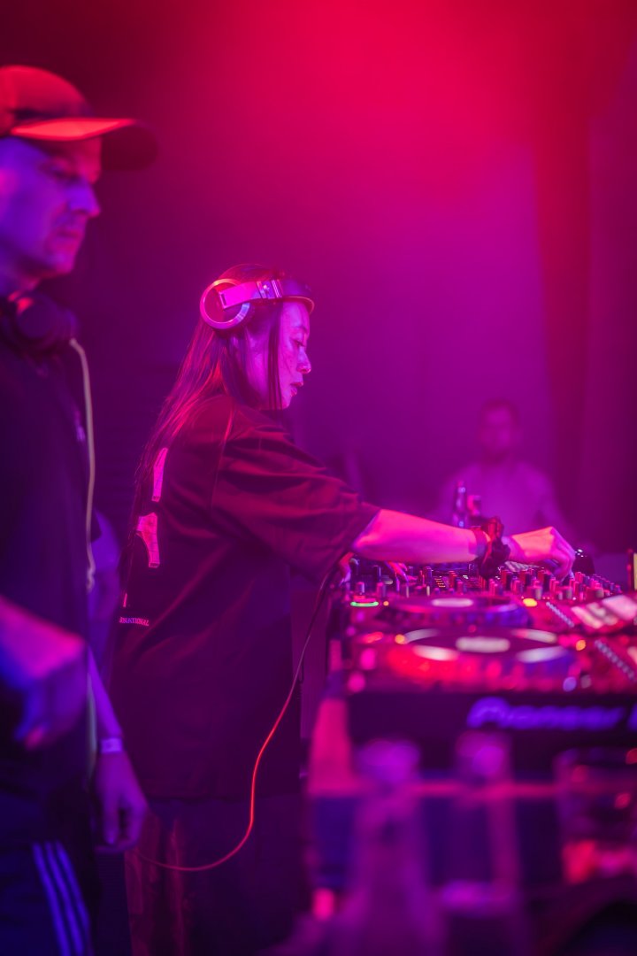 CLARA CUVÉ | ROXY Prague