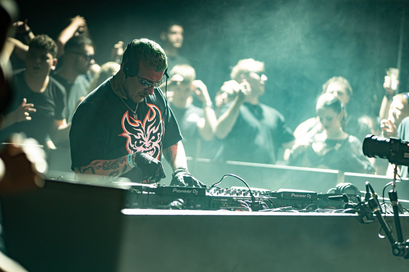 BASSWELL | ROXY Prague