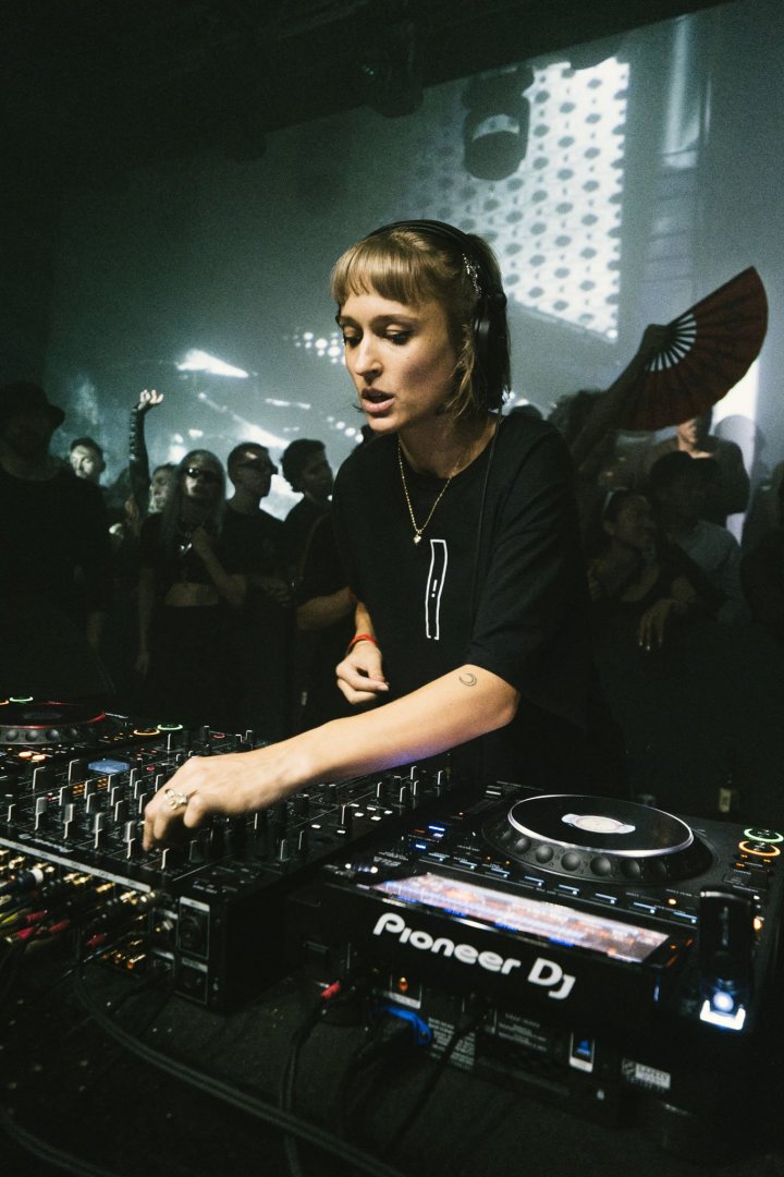 Sara Landry | ROXY Prague