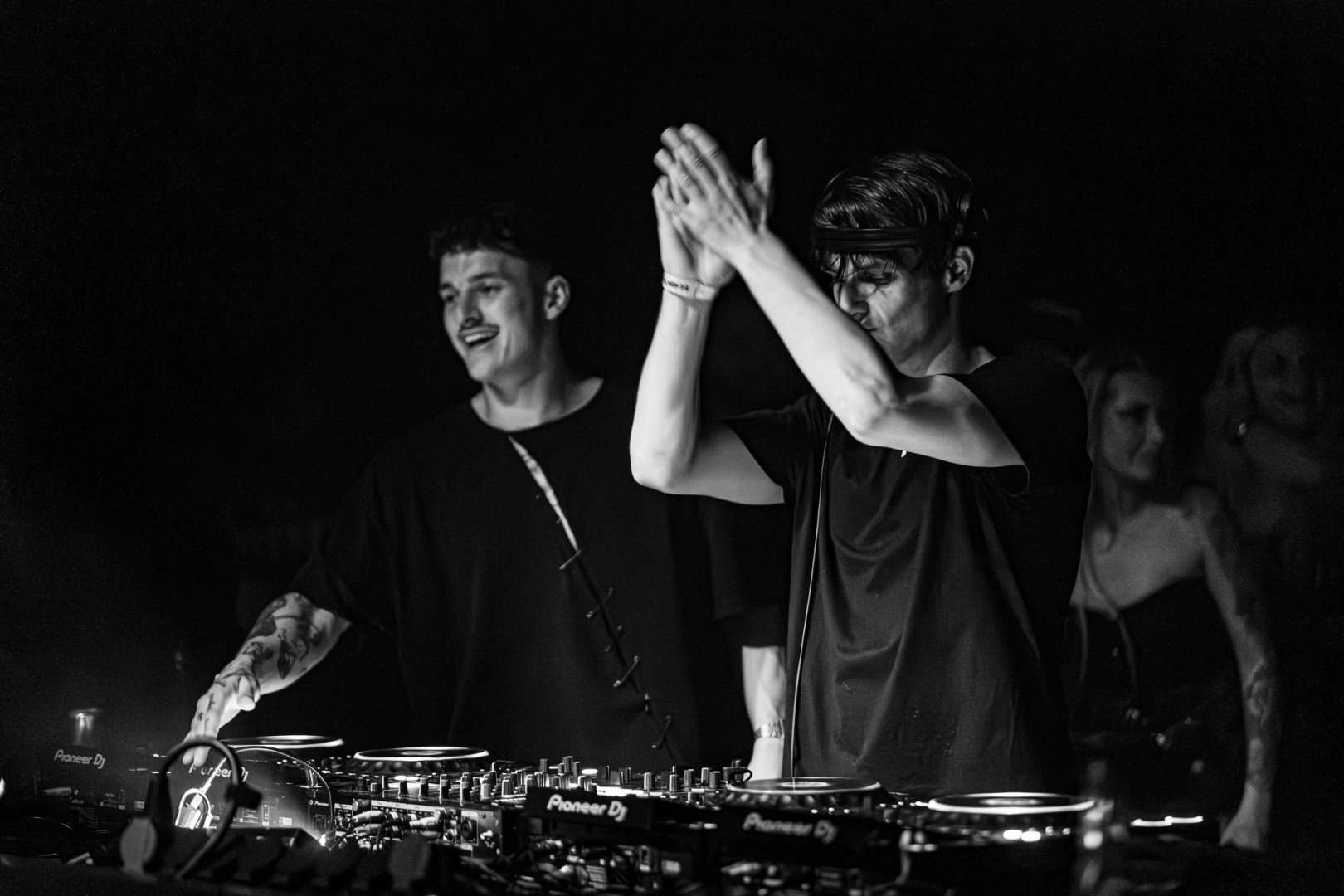 BASSWELL | ROXY Prague