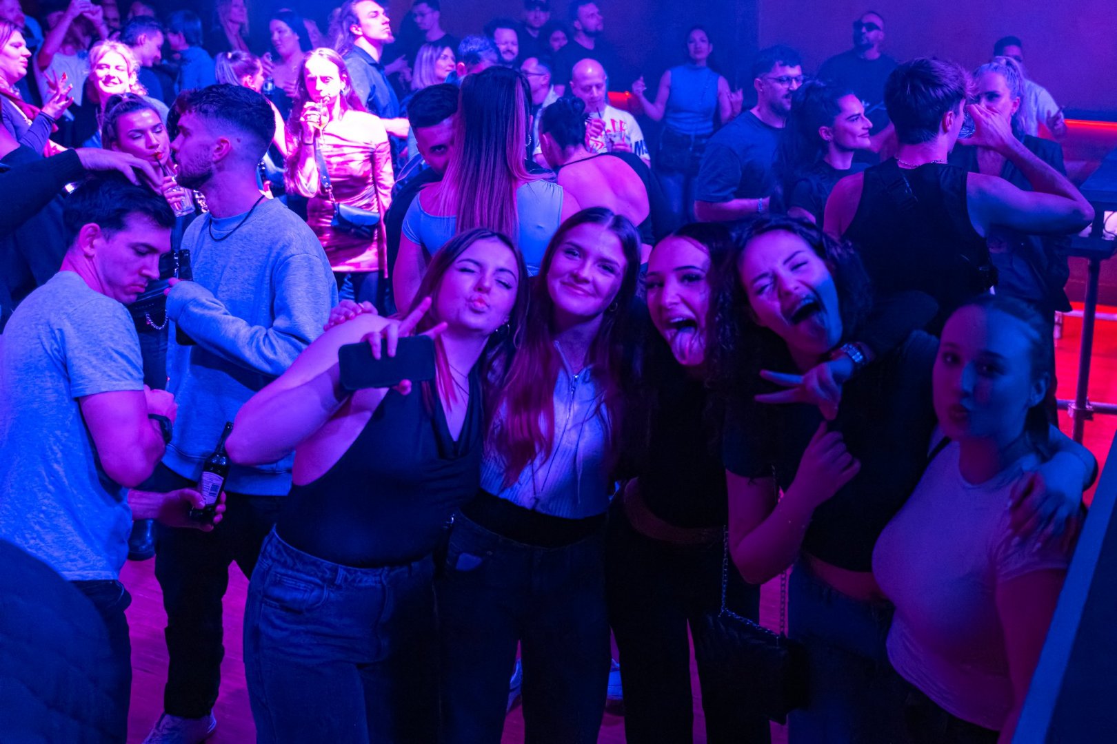 KREAM | ROXY Prague