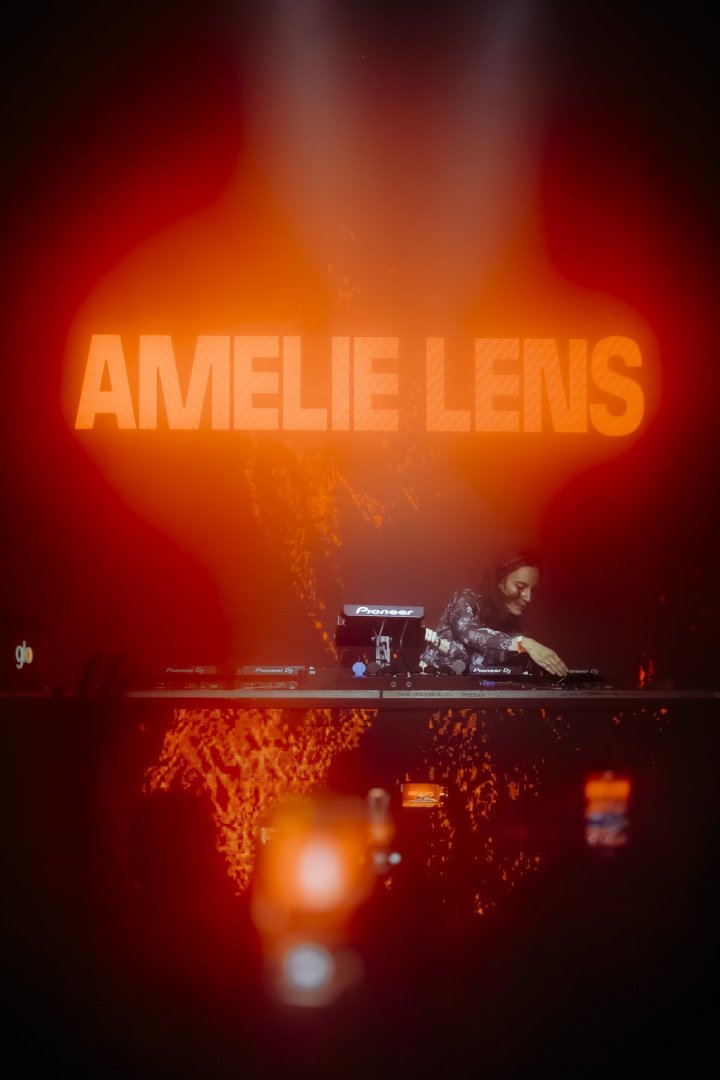 AMELIE LENS | ROXY Prague