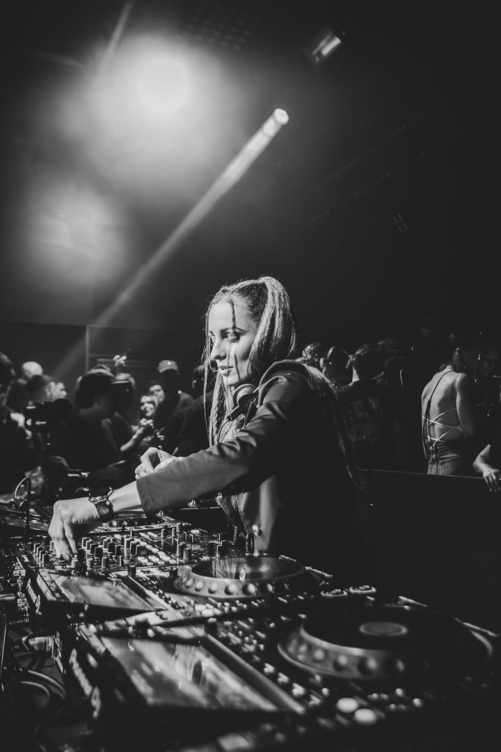 WILKINSON WEEKENDER: DAY 1 | ROXY Prague