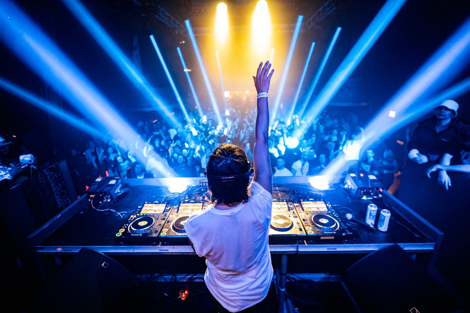 MOZEY | ROXY Prague