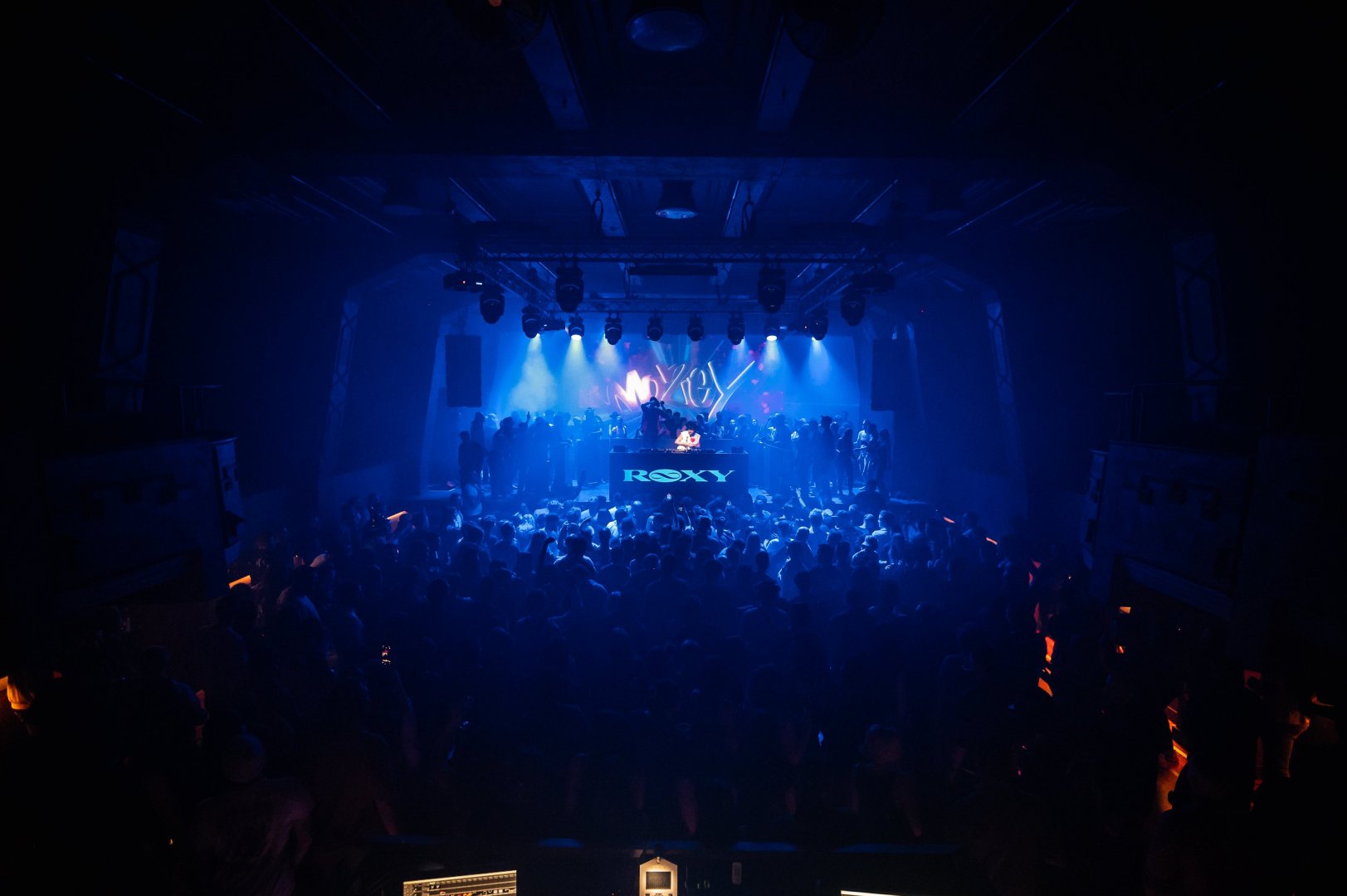 MOZEY | ROXY Prague