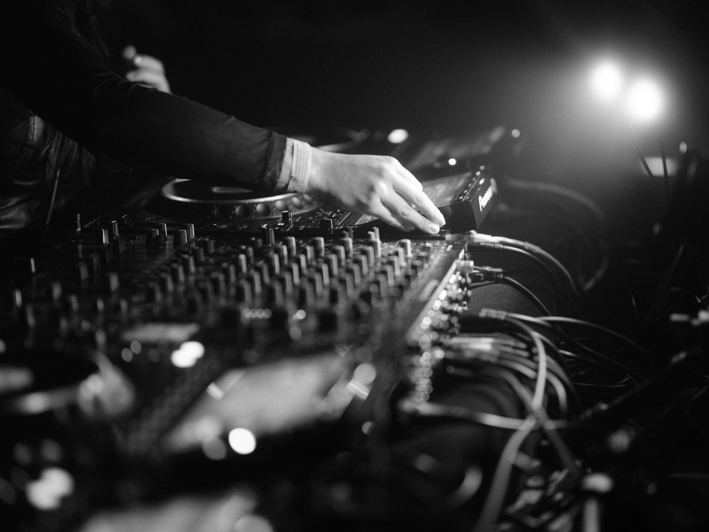 LILLY PALMER | ROXY Prague