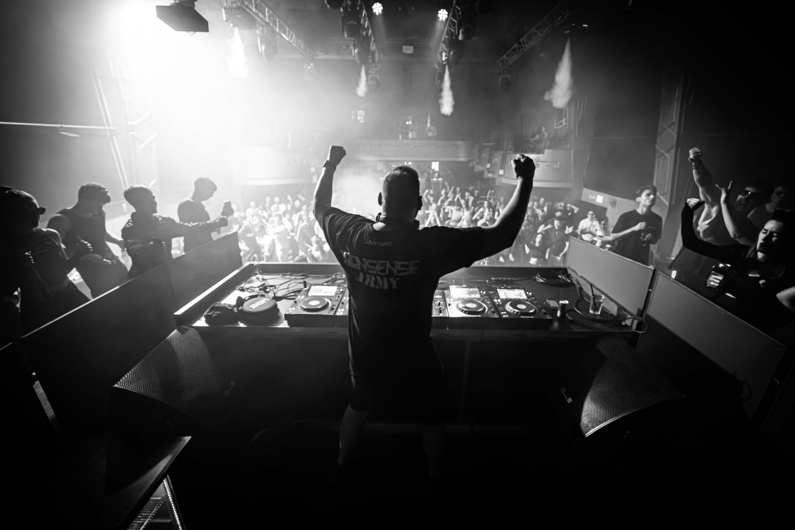 BASSWELL | ROXY Prague