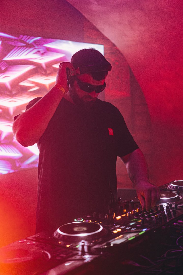 MALL GRAB | ROXY Prague