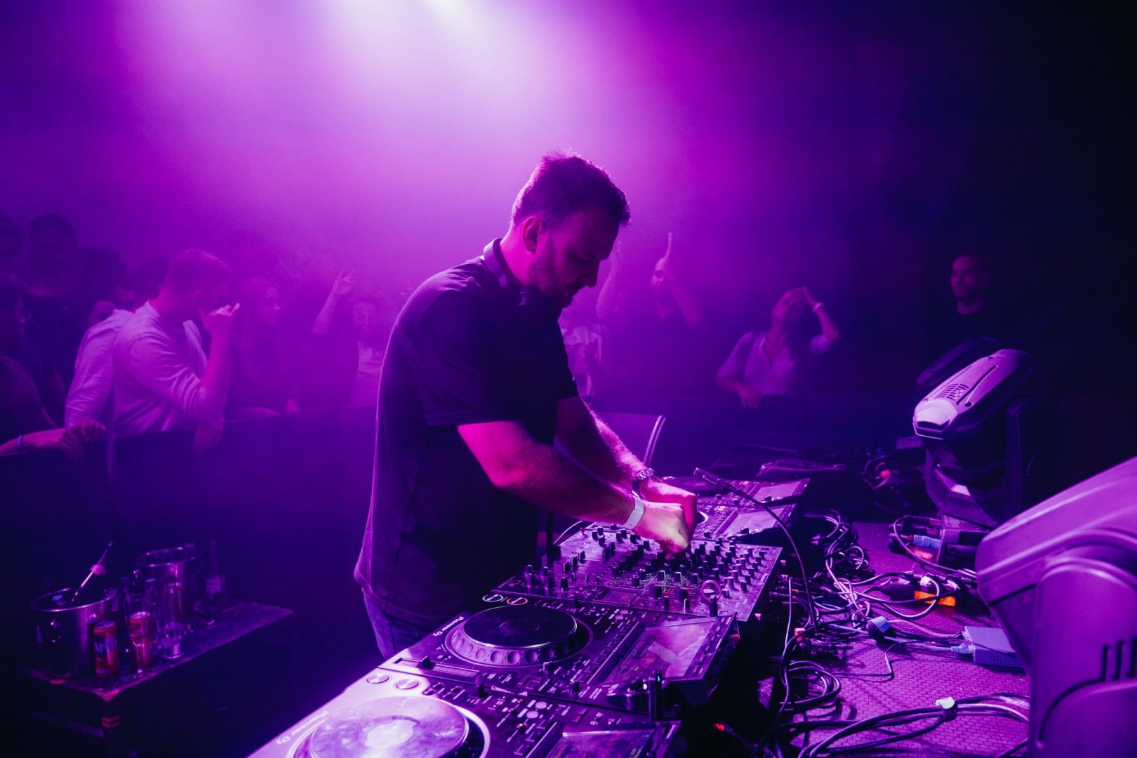 Yotto | ROXY Prague