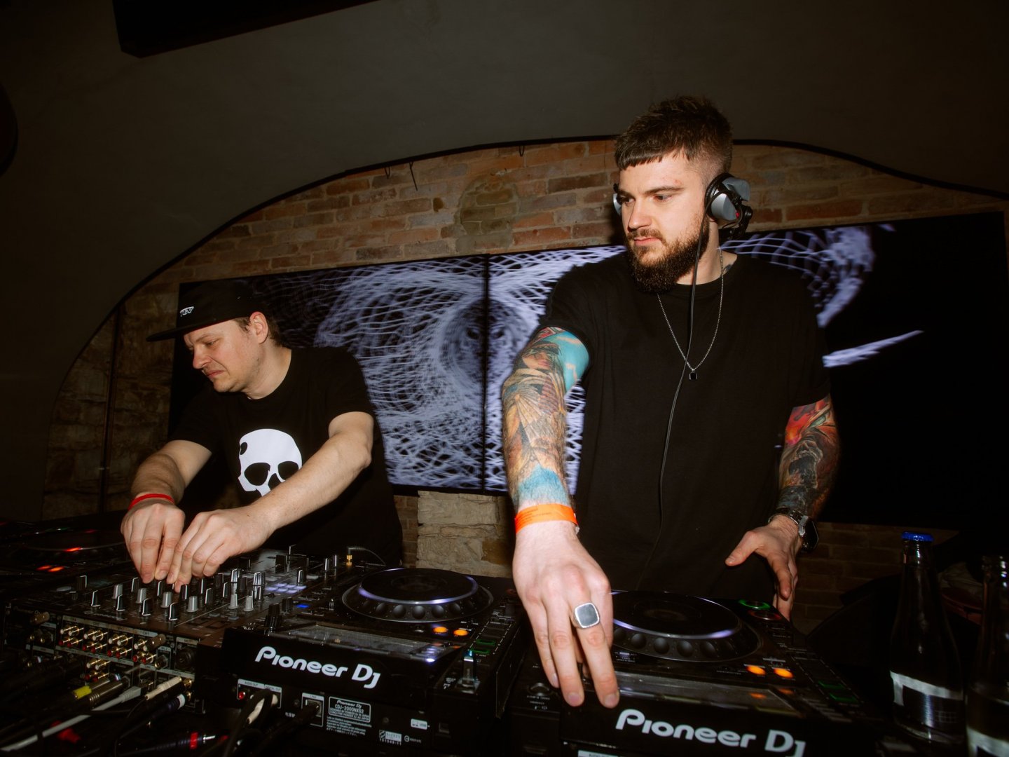 WILKINSON WEEKENDER: DAY 2 | ROXY Prague