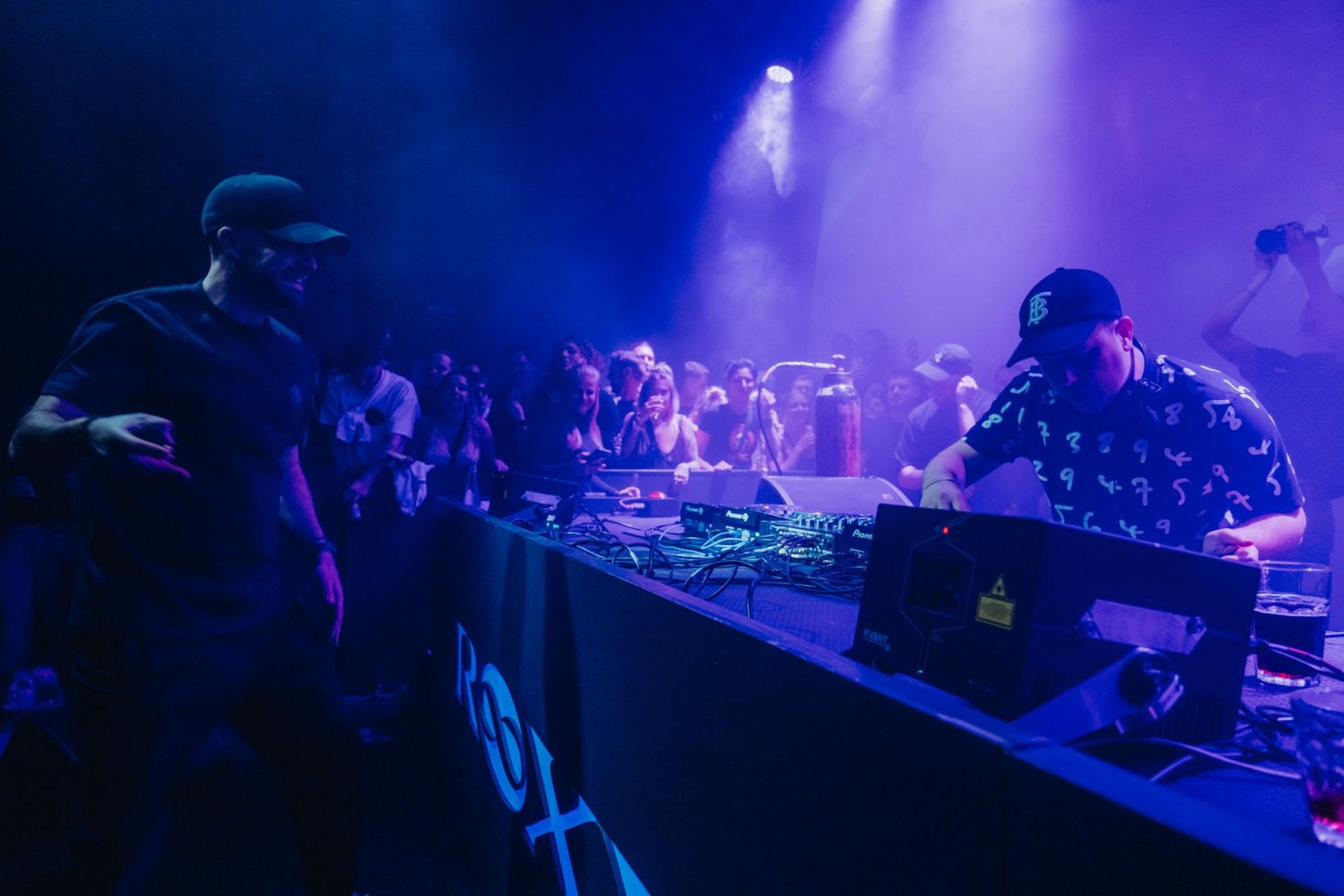 Hybrid Minds | ROXY Prague
