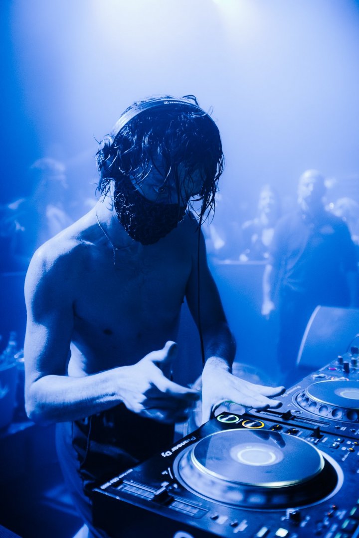 I HATE MODELS | ROXY Prague