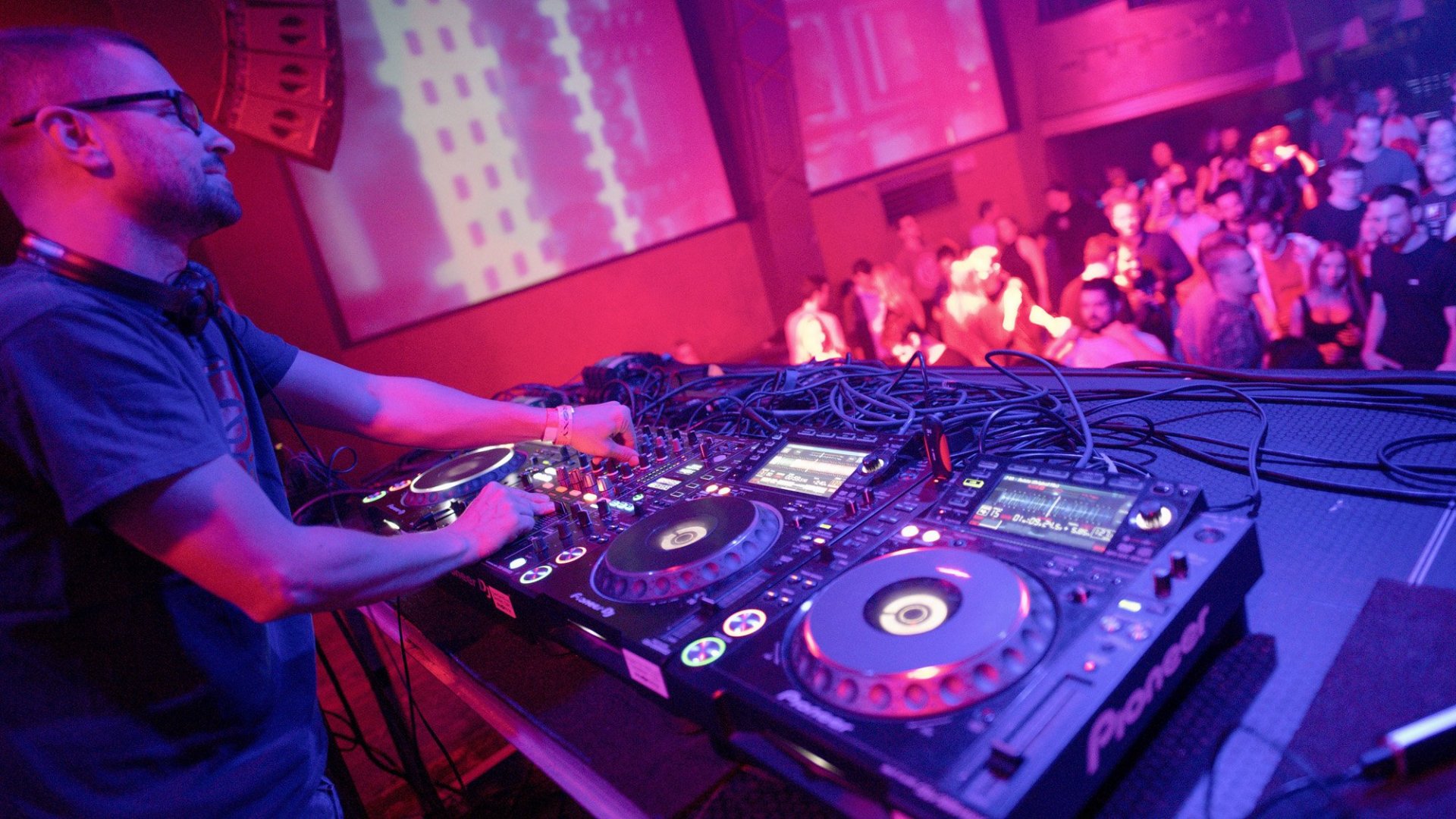 Giorgia Angiuli | ROXY Prague