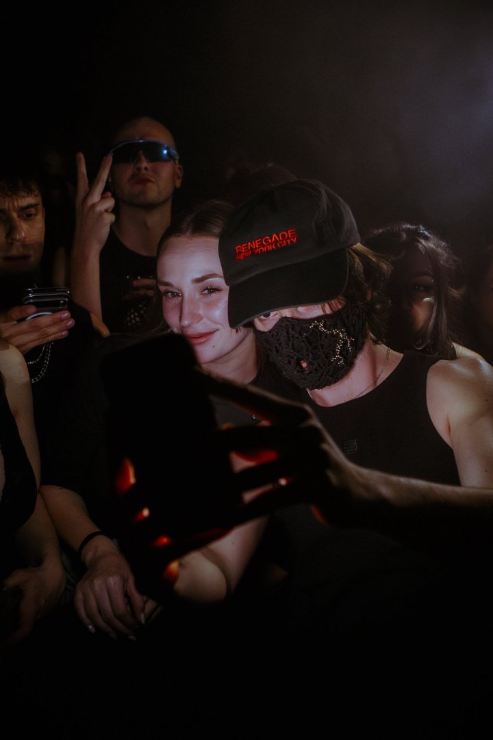 I HATE MODELS | ROXY Prague