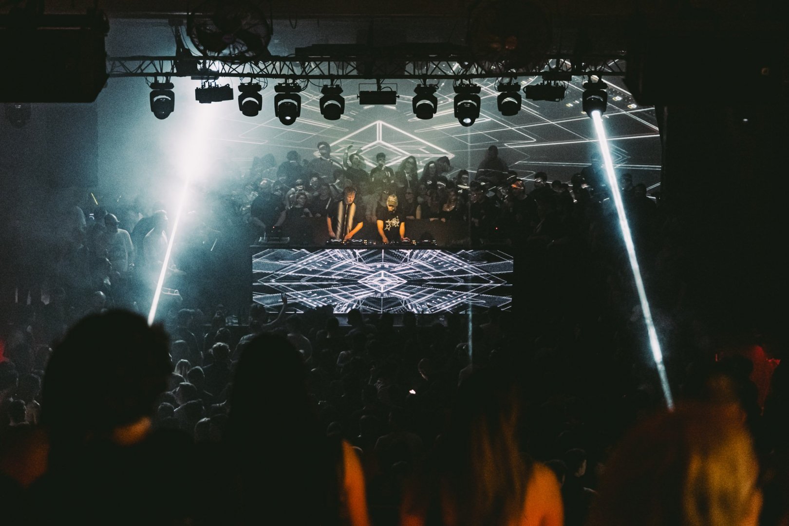 DJ HEARTSTRING | ROXY Prague