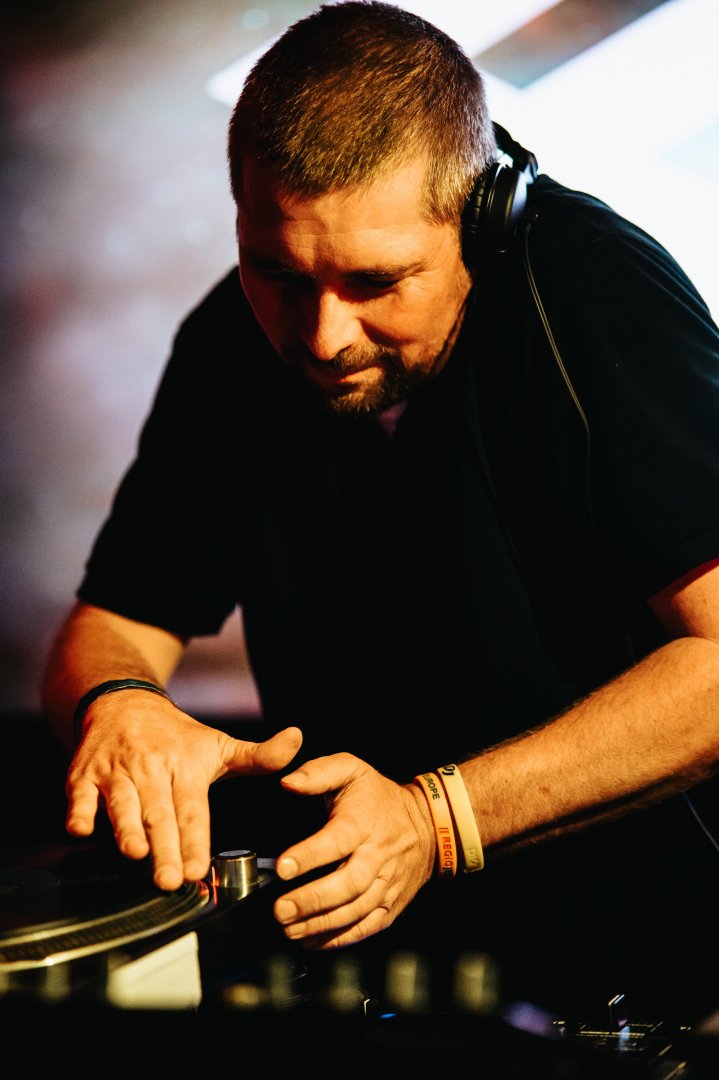 LONDON ELEKTRICITY & ETHERWOOD | ROXY Prague