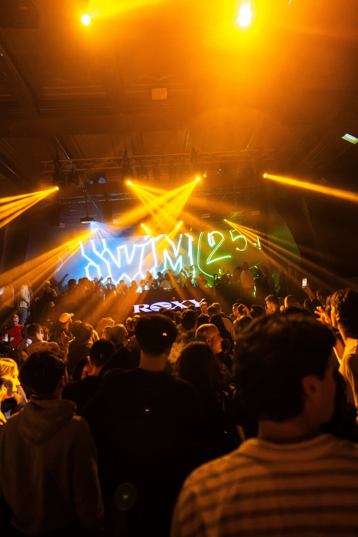 SWIMMING PAUL | ROXY Prague