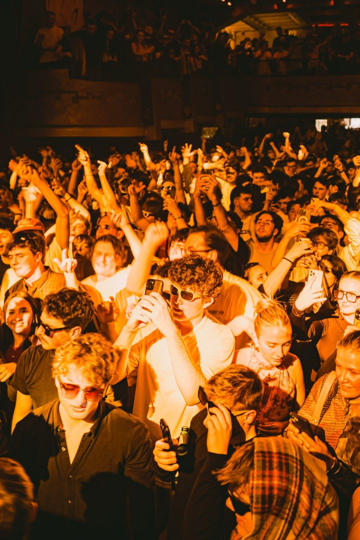 SAMMY VIRJI | ROXY Prague