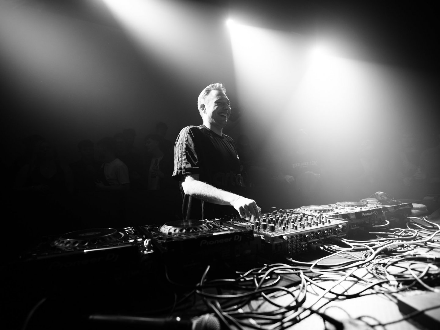 MALUGI | ROXY Prague