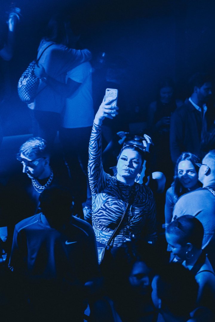 999999999 | ROXY Prague