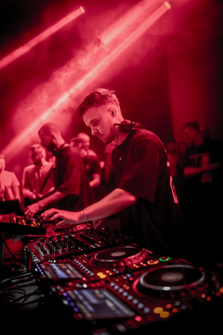 JORIS VOORN | ROXY Prague