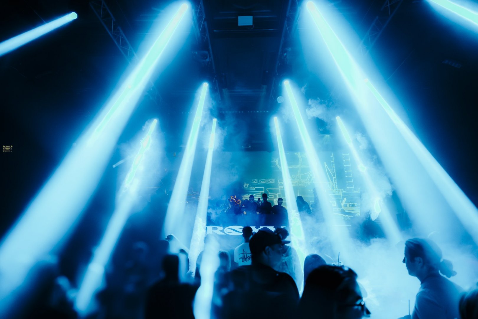 FMLTHRPY | ROXY Prague