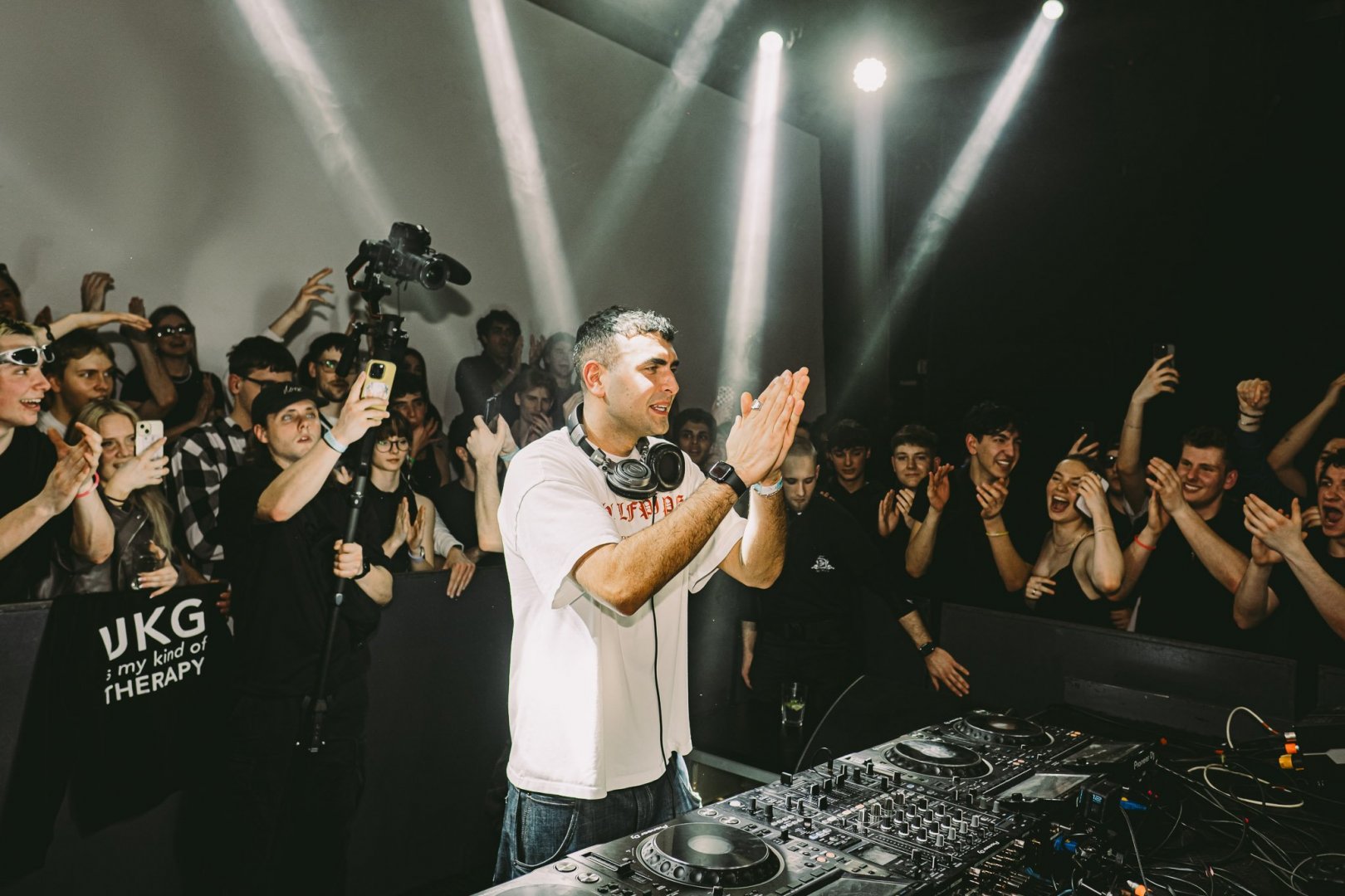 SAMMY VIRJI | ROXY Prague