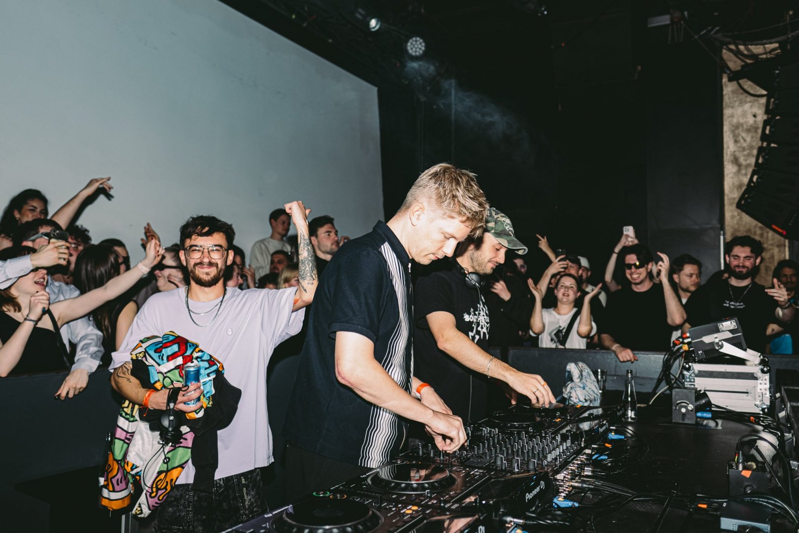 DJ HEARTSTRING | ROXY Prague